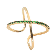 Anillo cruzado con esmeraldas