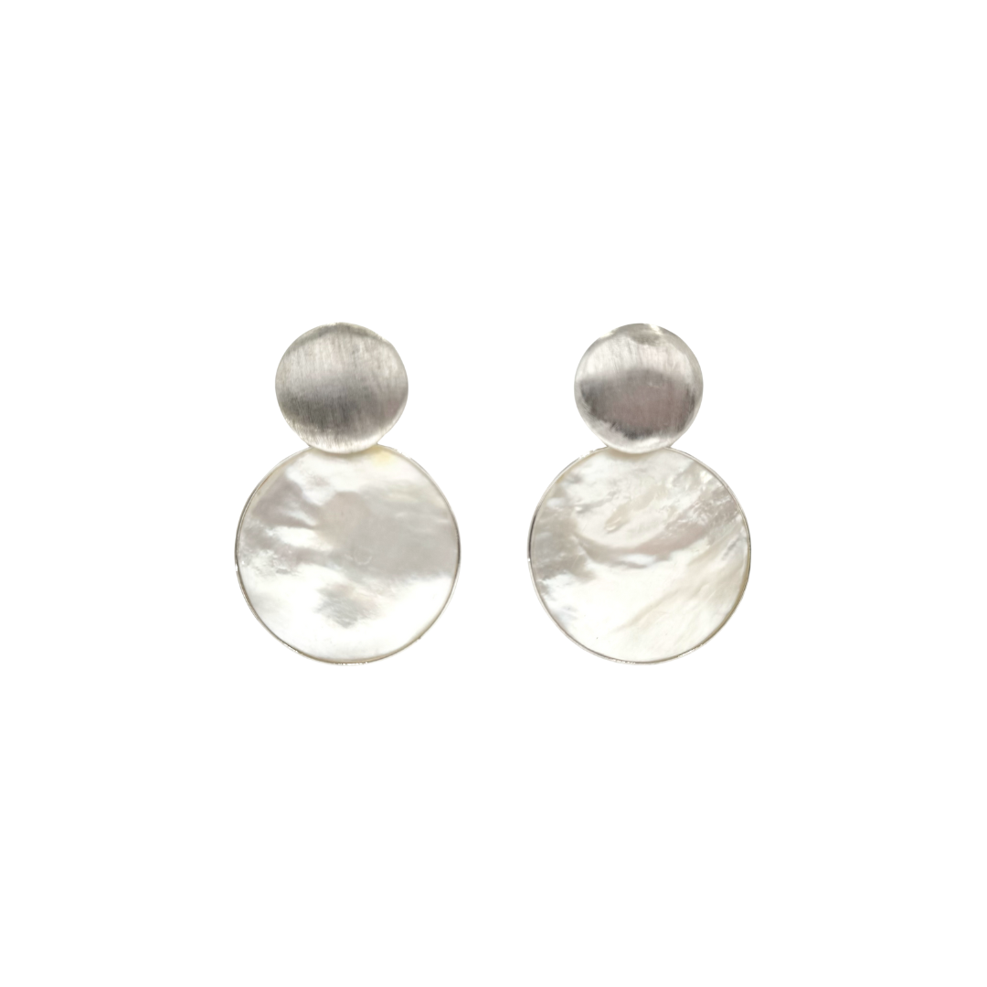 Aretes con círculo de madre perla blanca dangling