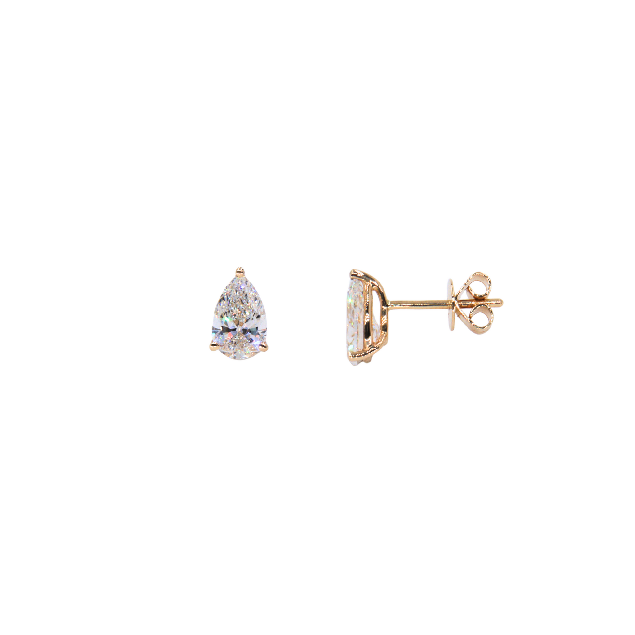 Studs de diamantes LAB en corte drop