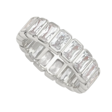 Anillo con circonias emerald cut