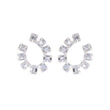 Aretes con diamantes en illusion emerald cut