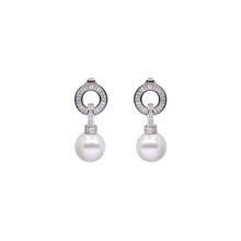 Aretes con perlas y círculos en baguetes