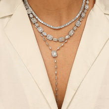 Collar lariat con baguettes y dije central