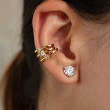 Earcuff single line con diamante princess cut 0.06CT