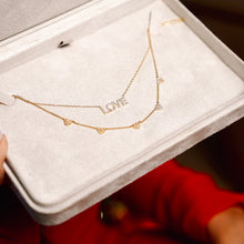 Collar con 5 corazones en brillantes