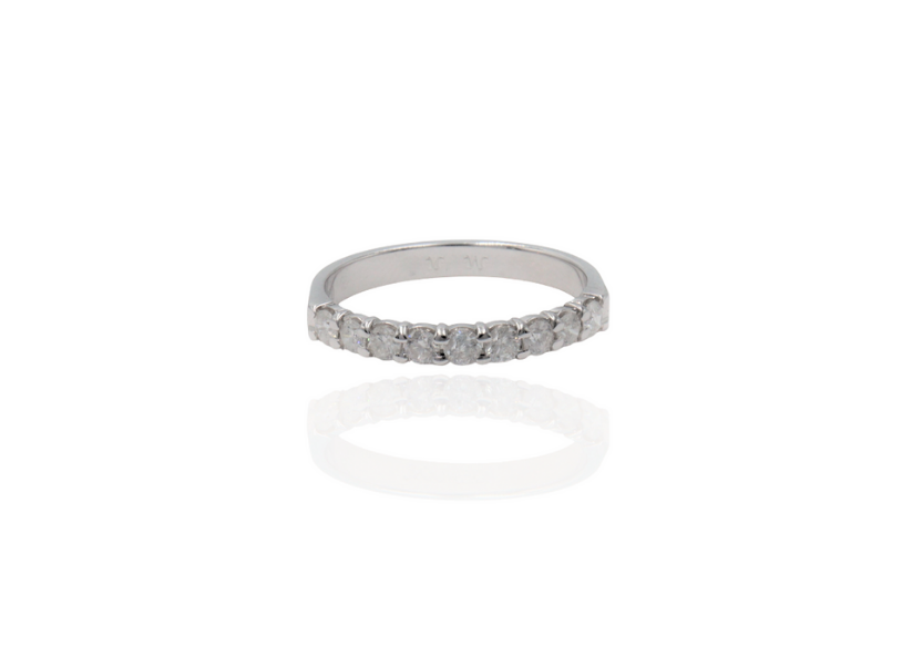 Anillo de oro blanco 14k con brillantes 0.52 CTW