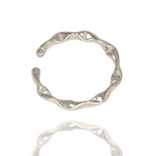 Earcuff entorchado con baño en oro 18k / Rodio