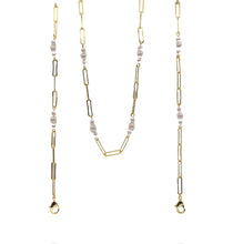 Mask Holder de paper clips y perlas.